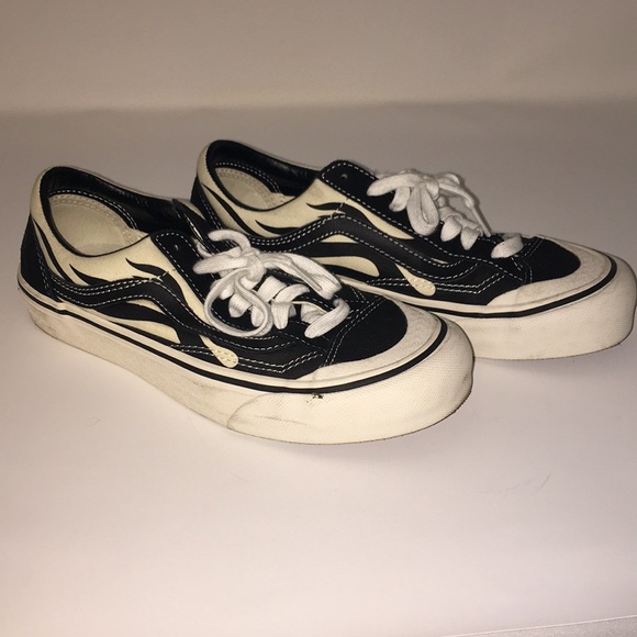 black and white flame vans